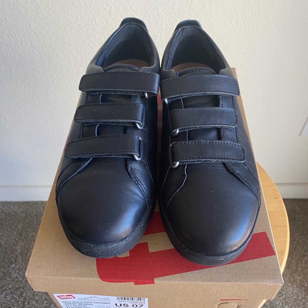 Rally Quick Stick Fastening Leather Sneakers